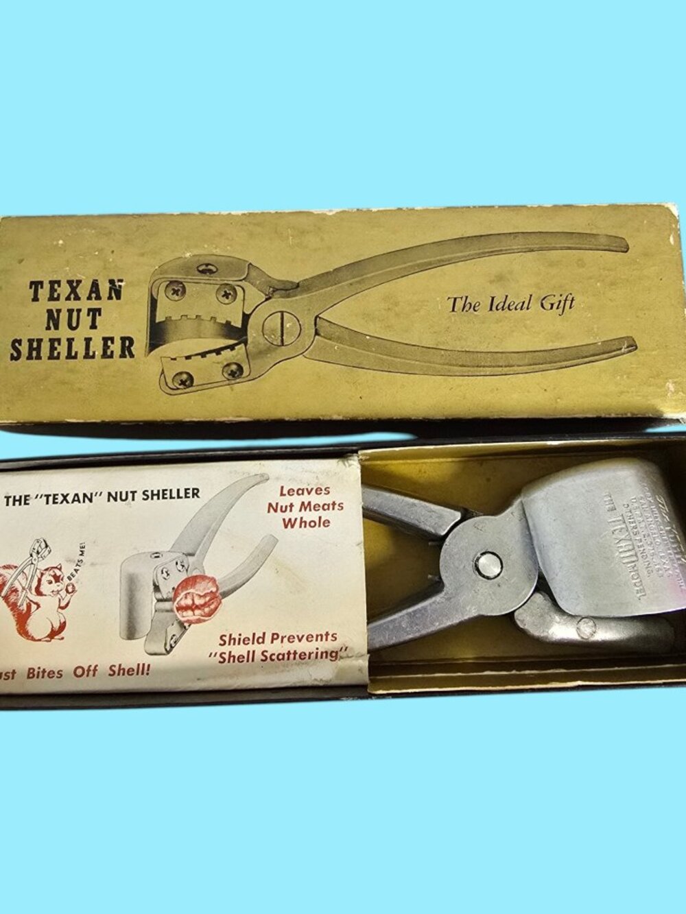 Vintage The "Texan" Nut Sheller by York Nut Sheller Co. All Metal w/ Box